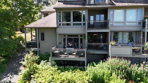 811 Grandview Hilltop DR #8, Huntsville, ON P1H 2J5