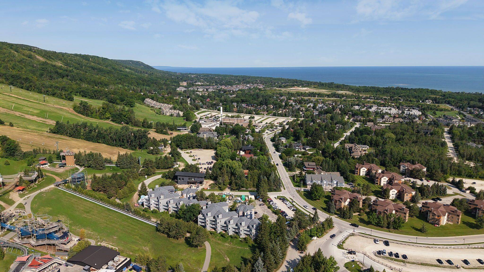 107 Ann Heggveit DR #313, Blue Mountains, ON L9Y 0P7