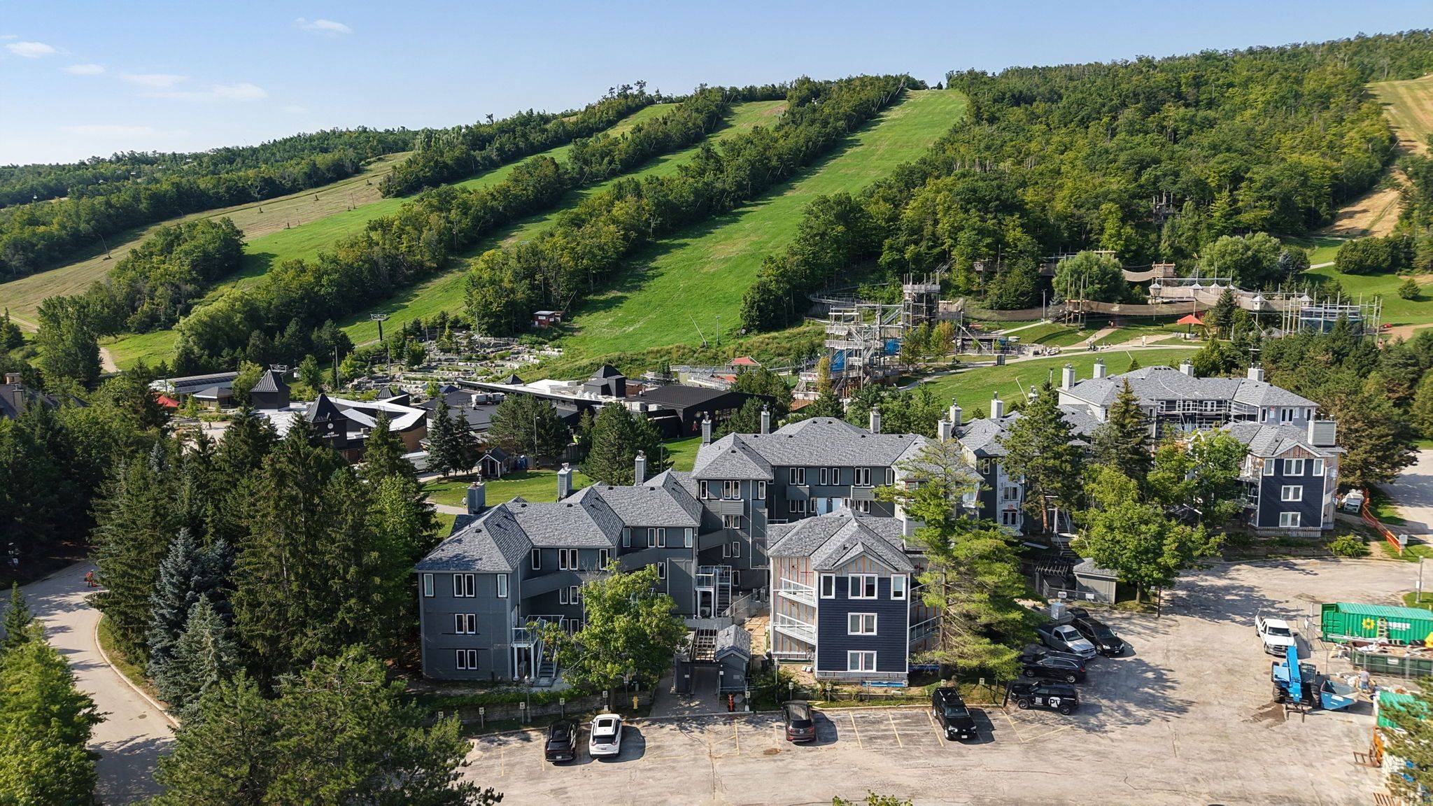 107 Ann Heggveit DR #313, Blue Mountains, ON L9Y 0P7