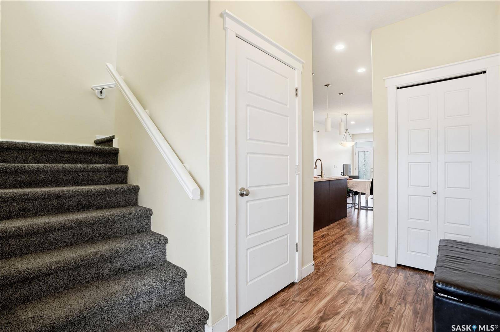 3960 7th AVENUE E #4, Regina, SK S4N 7L9
