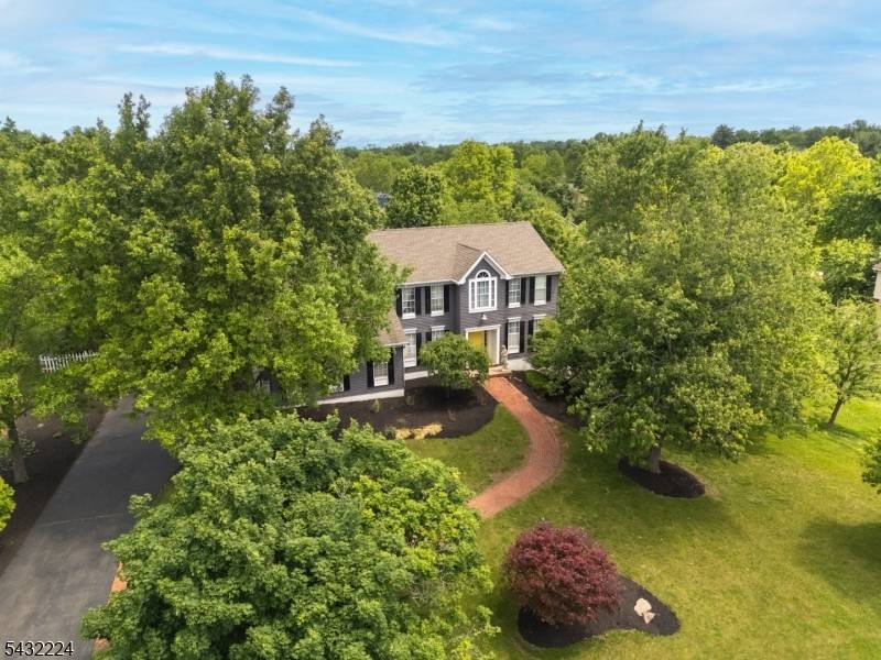 3 Shannon Way, Raritan Twp., NJ 08822