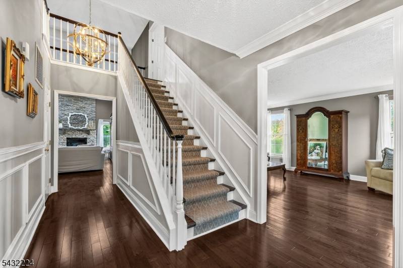 3 Shannon Way, Raritan Twp., NJ 08822