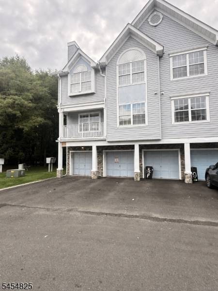 151 Prestwick Way, Edison Twp., NJ 08820