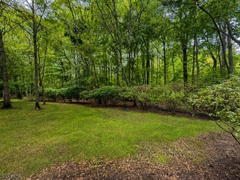 151 Prestwick Way, Edison Twp., NJ 08820
