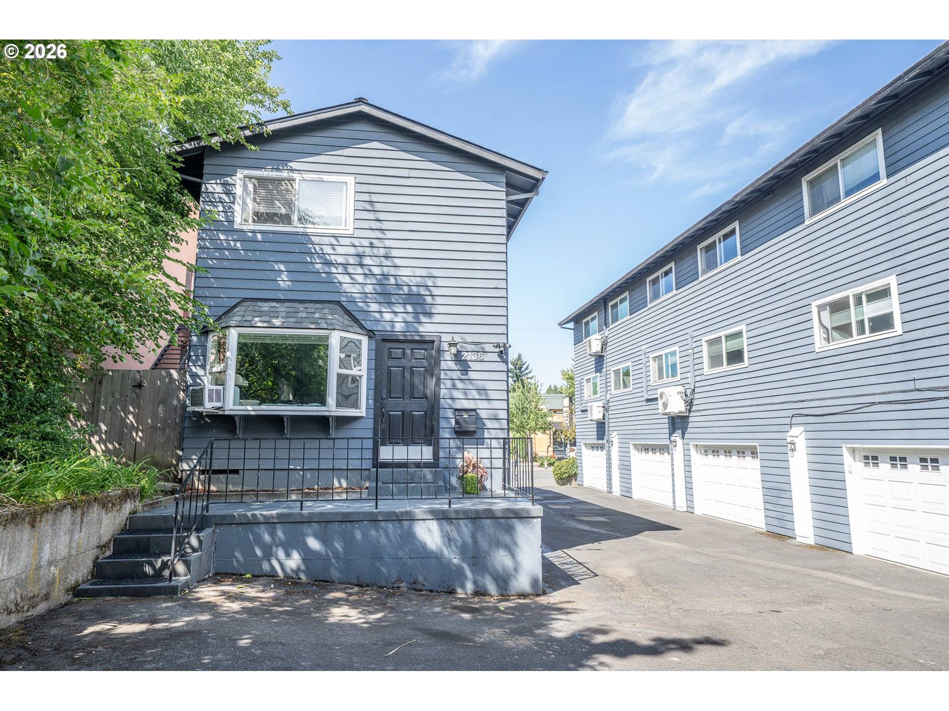 2136 SE HAWTHORNE BLVD #10, Portland, OR 97214
