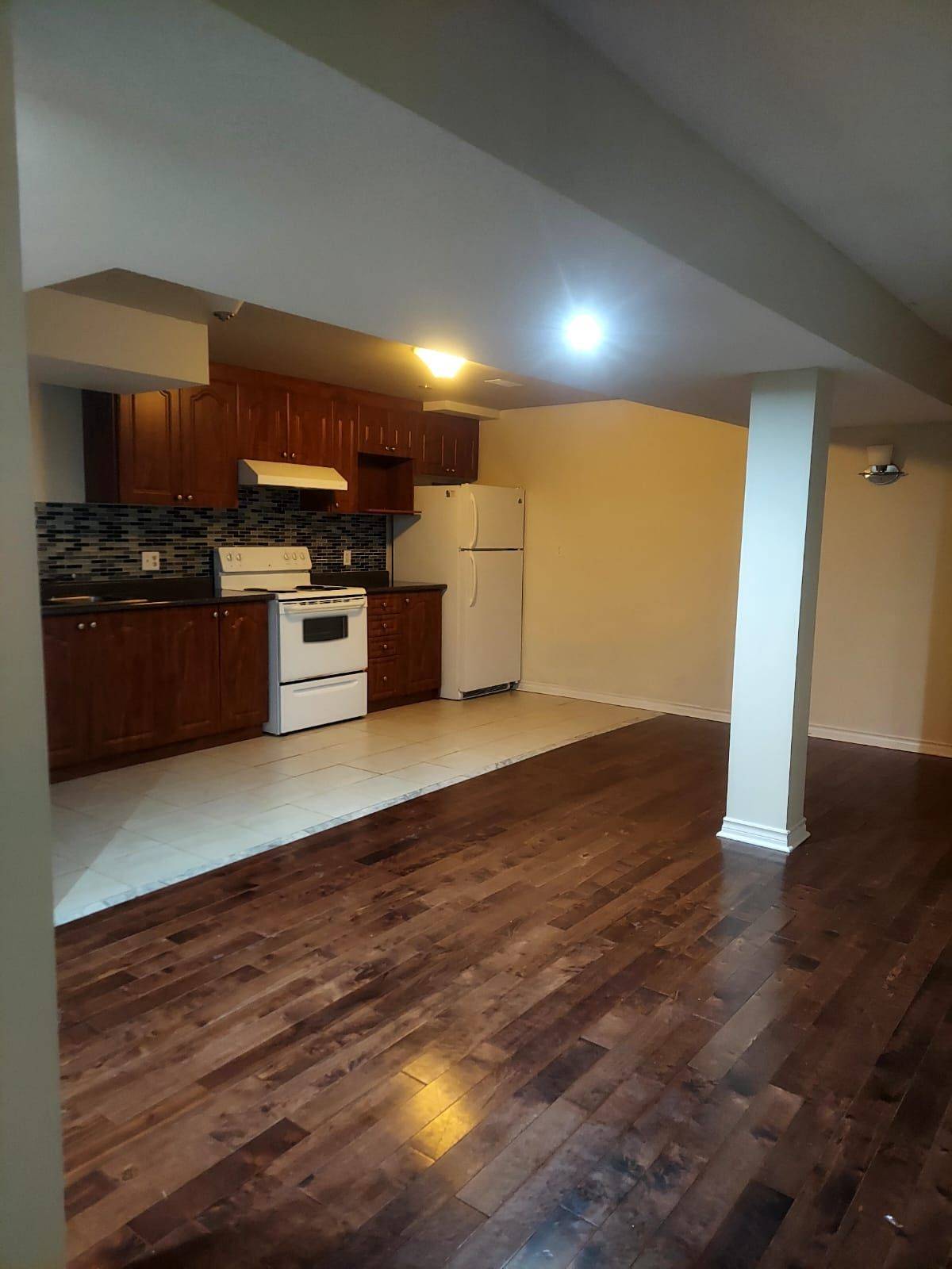 25 River Heights DR, Brampton, ON L6P 2M9