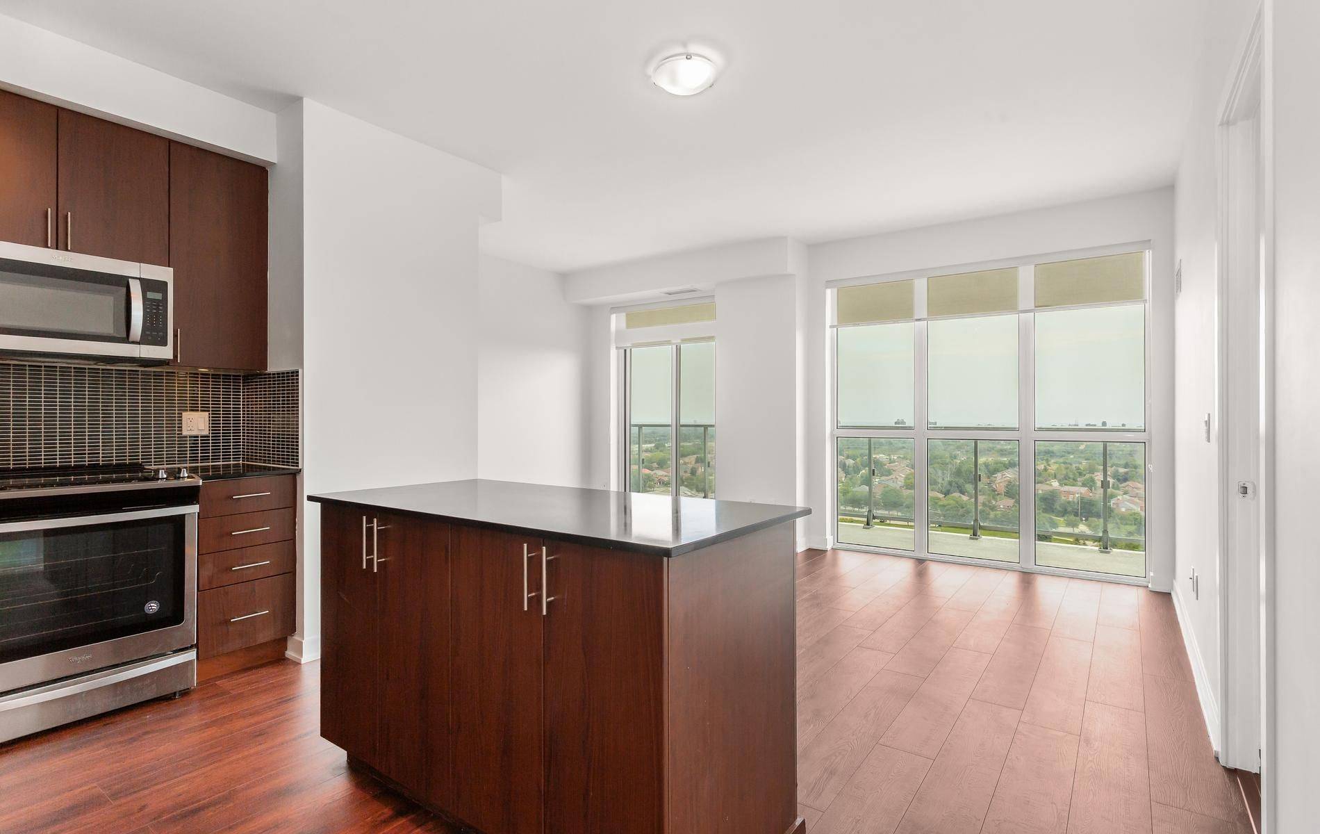 4655 Glen Erin DR #1604, Mississauga, ON L5M 0Z1