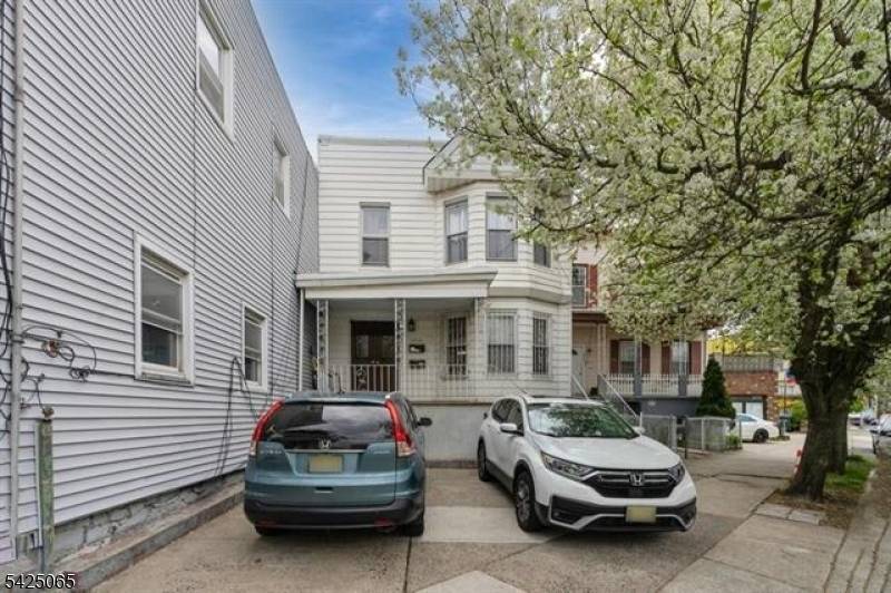 1012 Paterson Plank Rd, North Bergen Twp., NJ 07047
