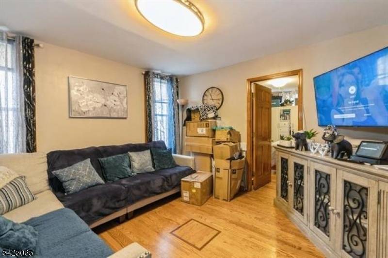 1012 Paterson Plank Rd, North Bergen Twp., NJ 07047