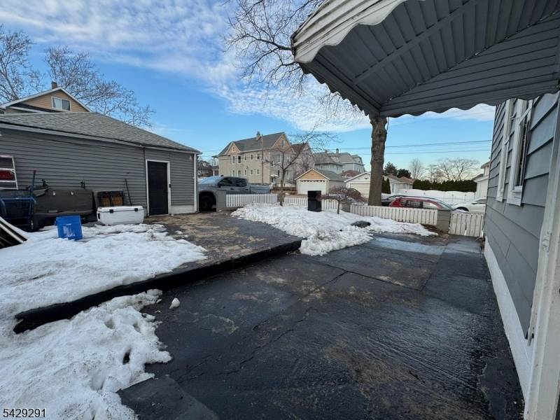104 Hadley Ave, Clifton City, NJ 07011