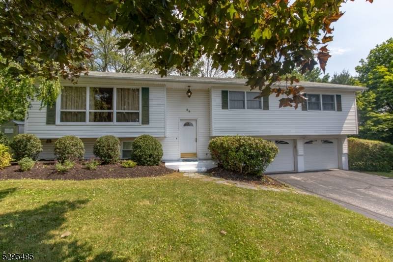 28 Elizabeth Dr, Wantage Twp., NJ 07461