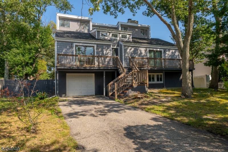 130 Mello Ln, Toms River Township, NJ 08753