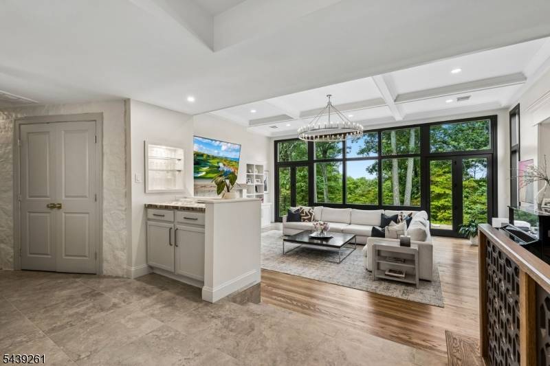 101 Peachcroft Dr, Bernardsville Boro, NJ 07924