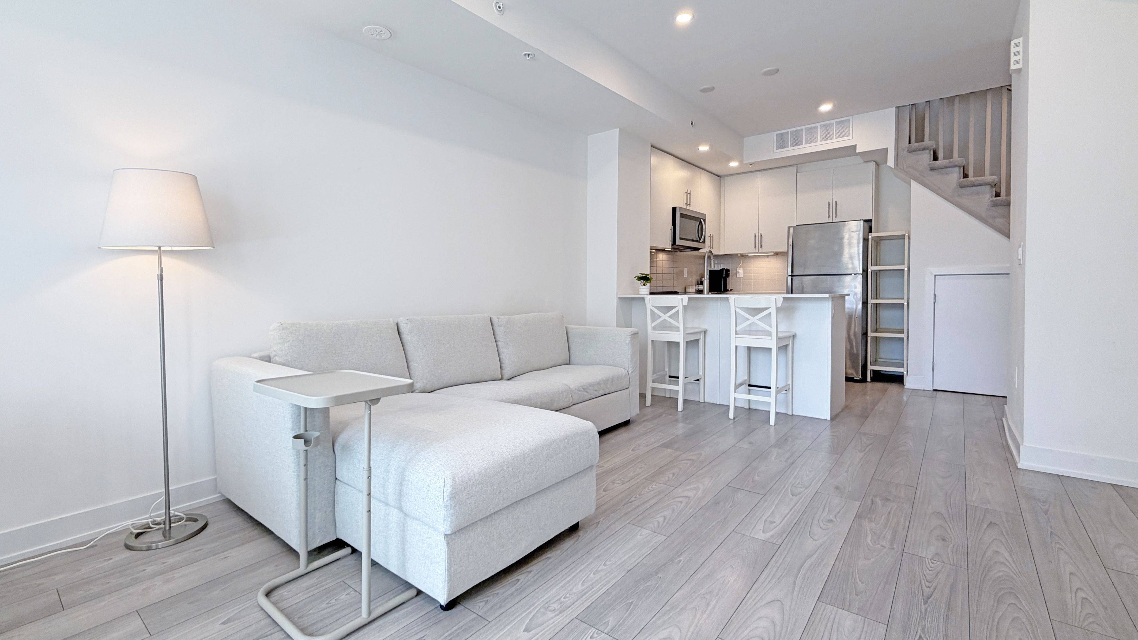 3473 Widdicombe WAY #8, Mississauga, ON L5L 0B8
