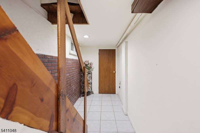 23 Fillmore St, Newark City, NJ 07105