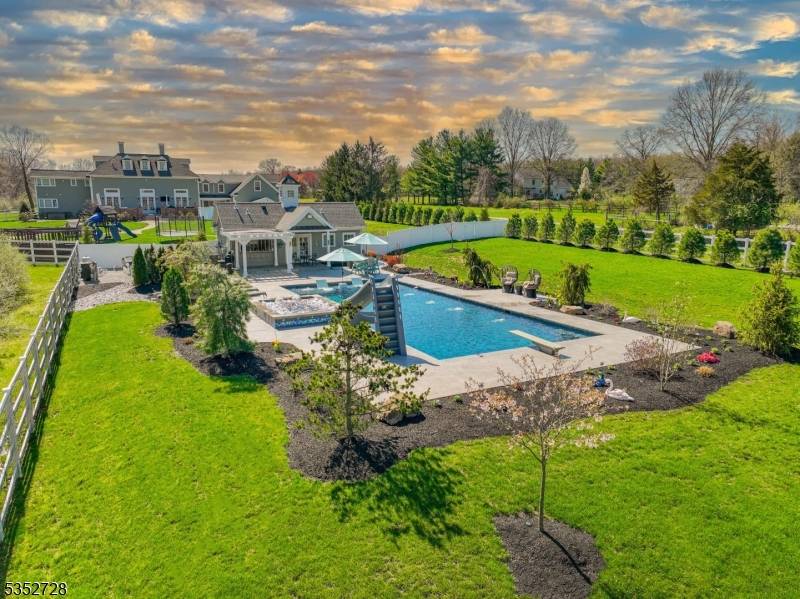 114 Federal Twist Rd, Delaware Twp., NJ 08559