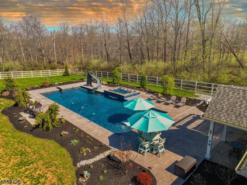 114 Federal Twist Rd, Delaware Twp., NJ 08559