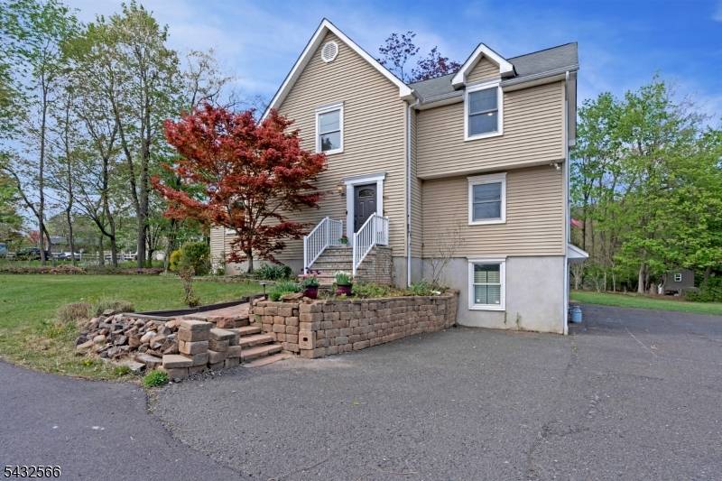 1939 Fieldstone Rd, Bridgewater Twp., NJ 08836