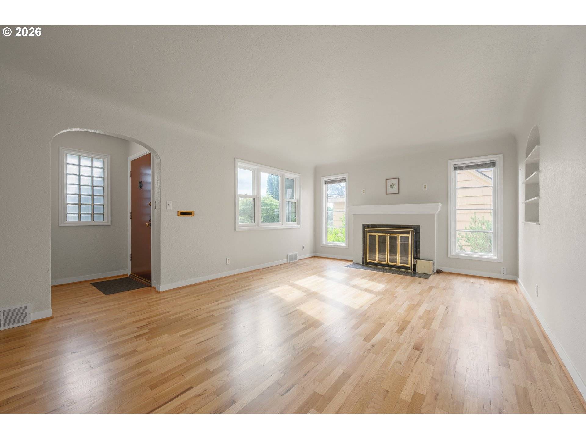 2362 CHARNELTON ST, Eugene, OR 97405