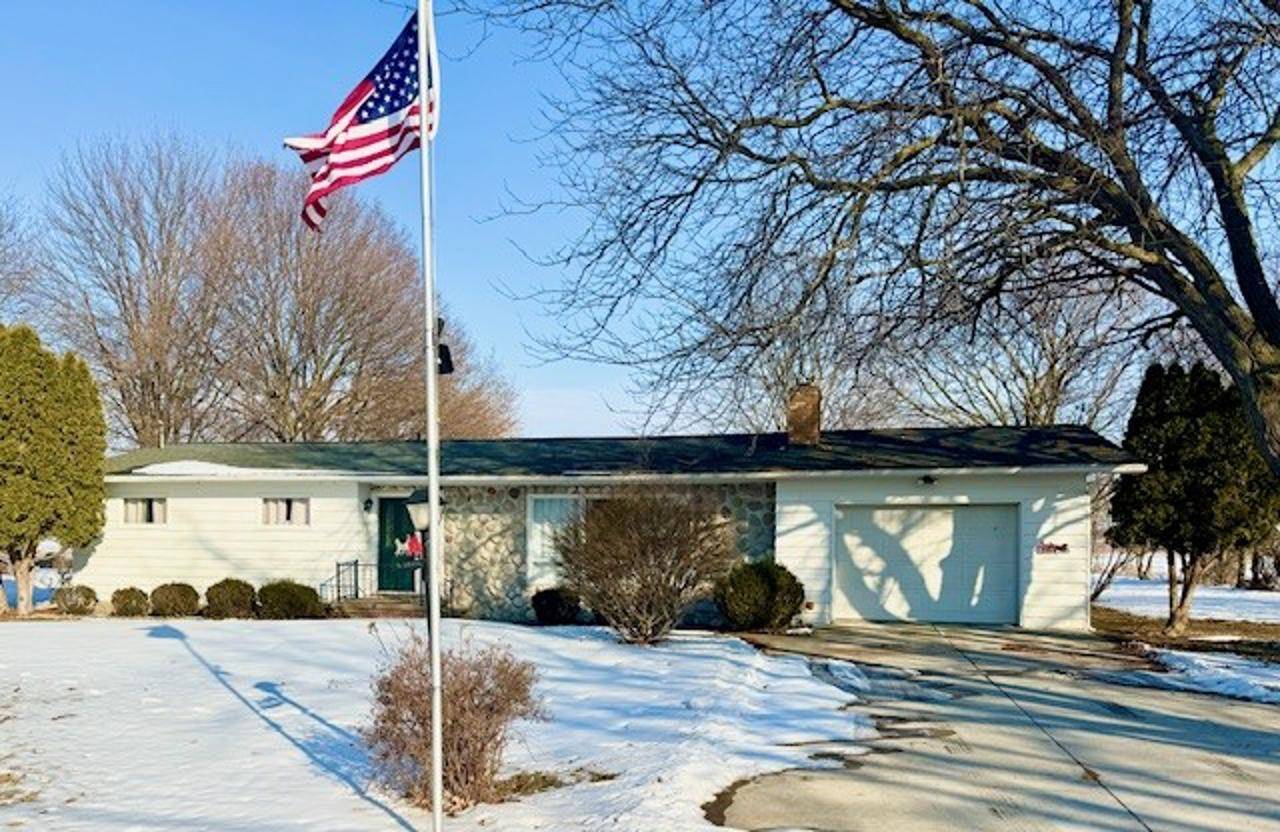 1307 S State RD, North Star Twp, MI 48847