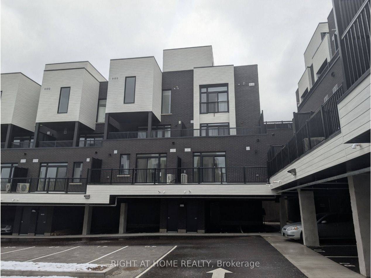 188 Angus DR #19, Ajax, ON L1S 0G5