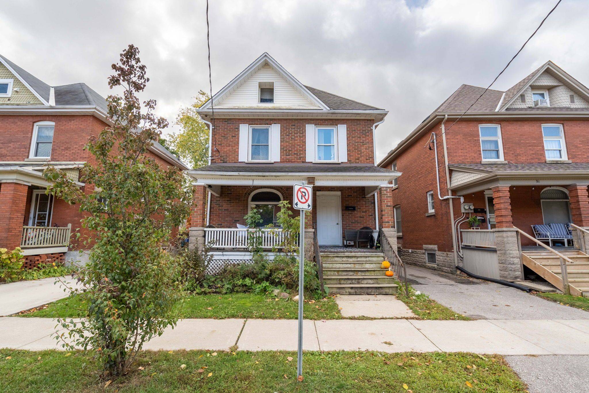 93 Myrtle ST, St. Thomas, ON N5R 2E9