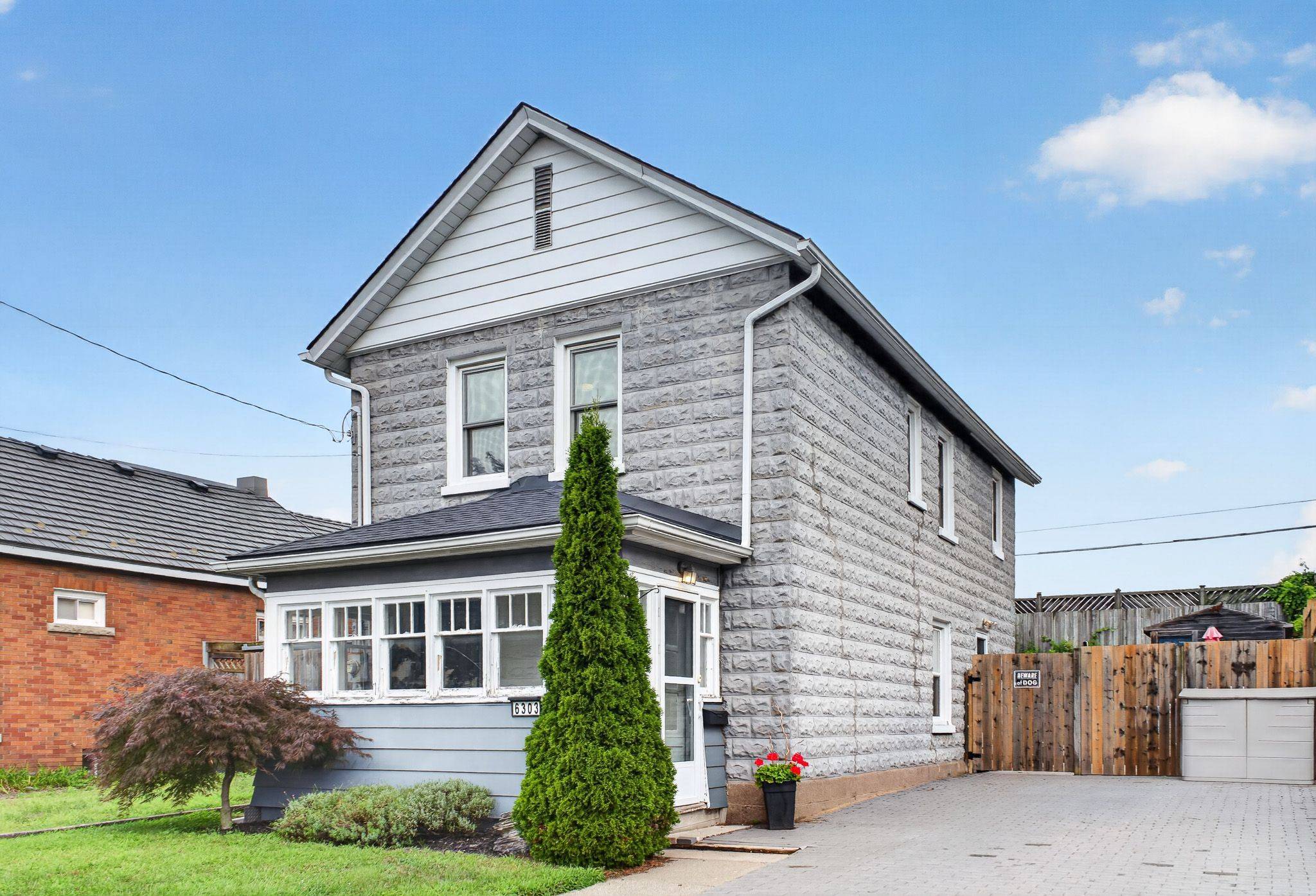 6303 Ker ST, Niagara Falls, ON L2G 1X7