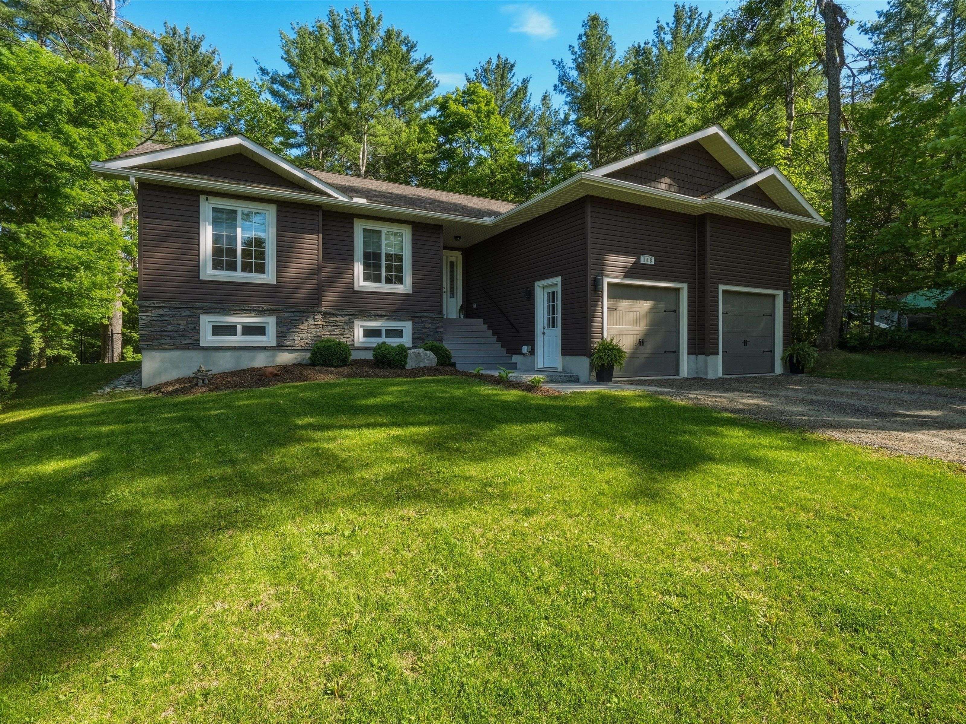 188 Vel-Dor CRES, Bracebridge, ON P1L 1J4
