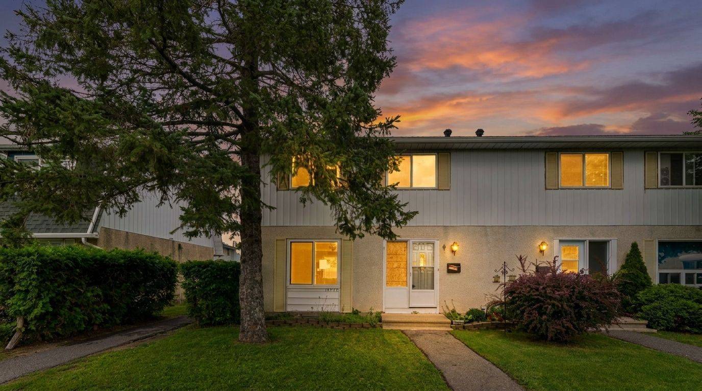 1532 Beaverpond DR #A, Cyrville - Carson Grove - Pineview, ON K1B 3R9