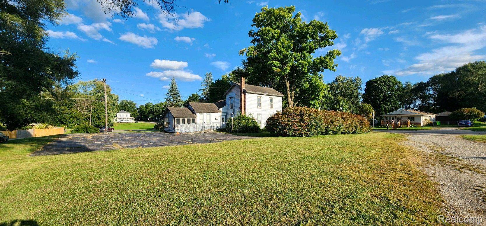 545 E MAIN ST, Pinckney Vlg, MI 48169