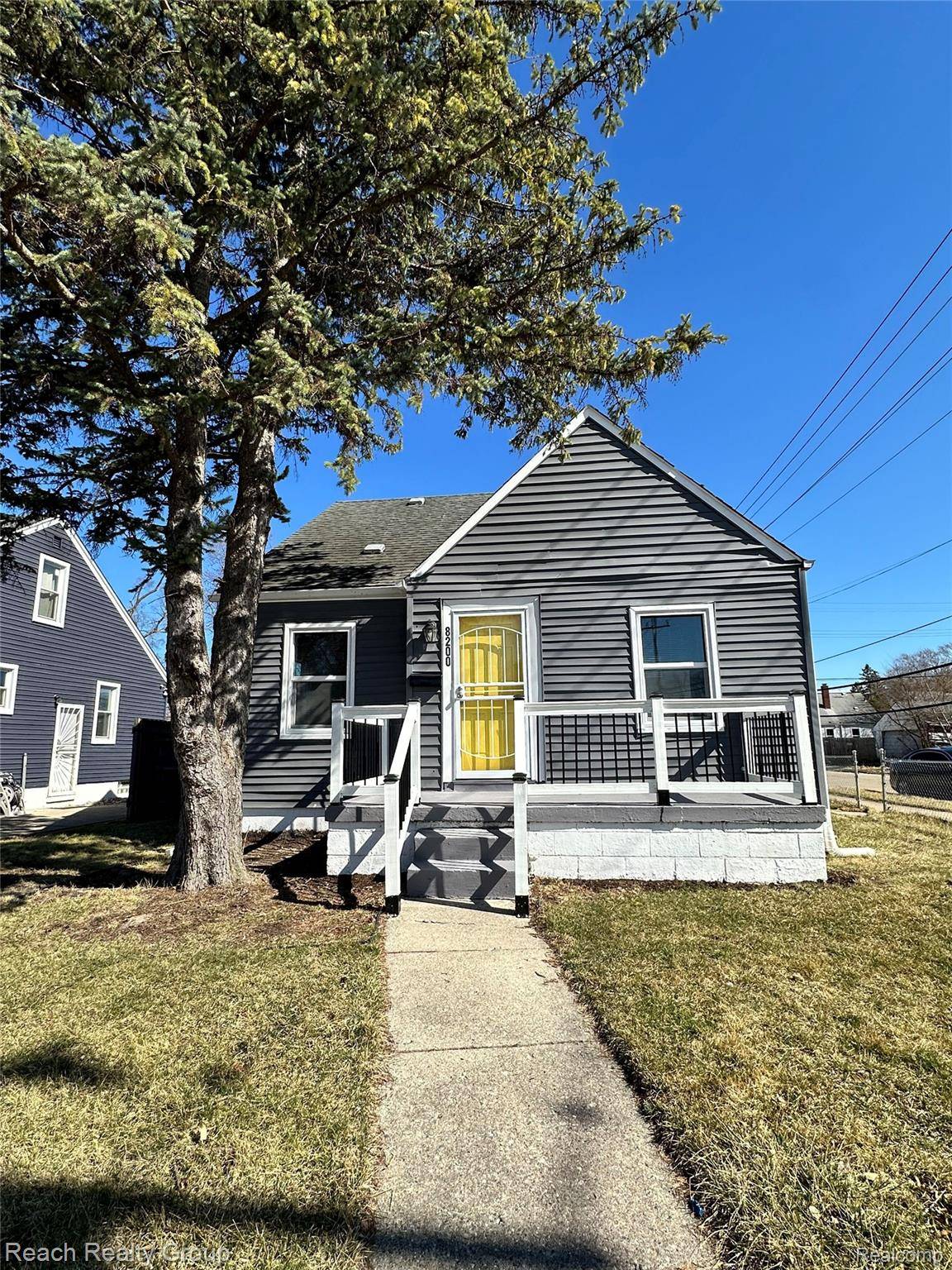 8200 Westwood ST, Detroit, MI 48228