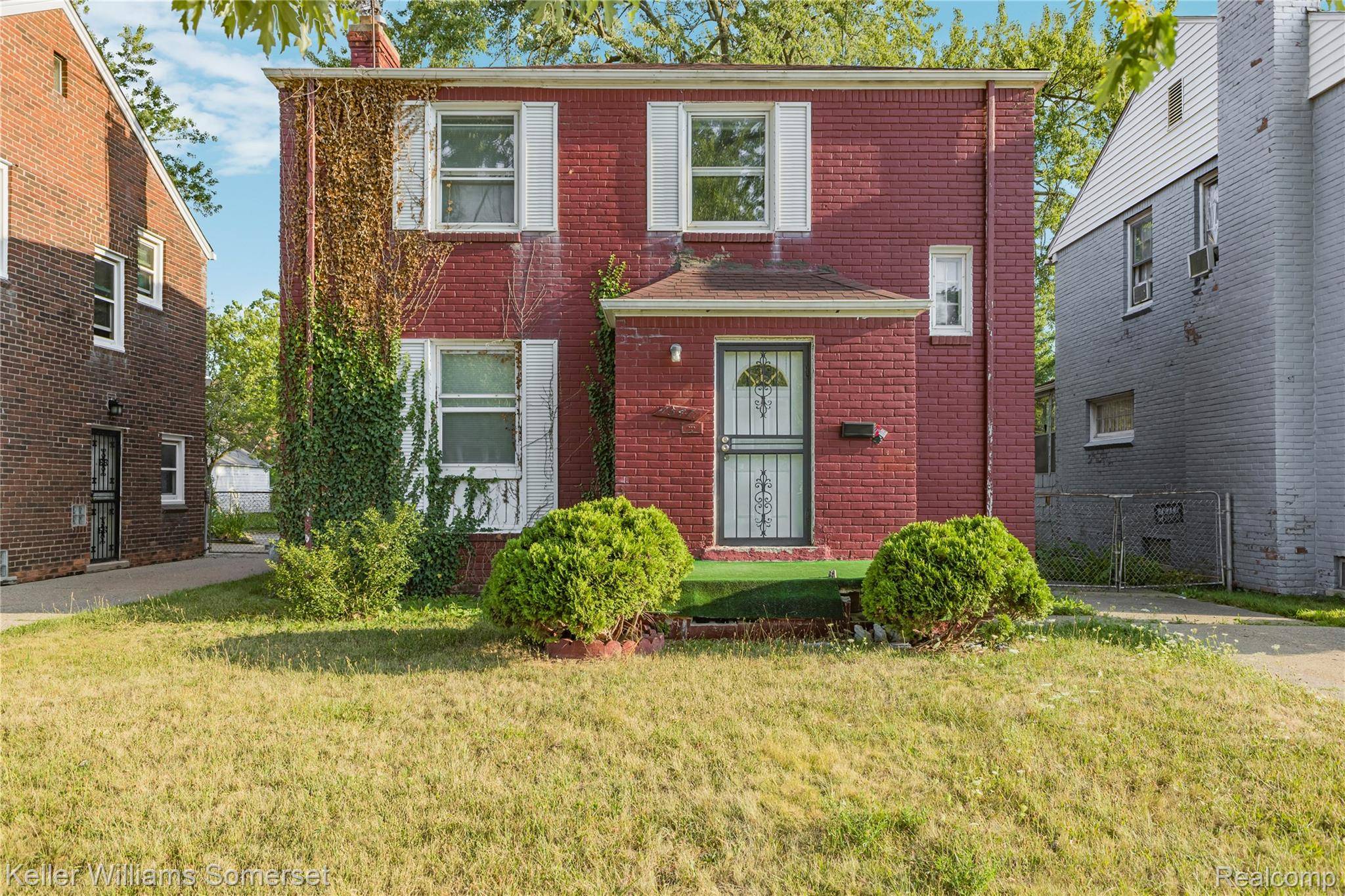 15470 Mapleridge ST, Detroit, MI 48205
