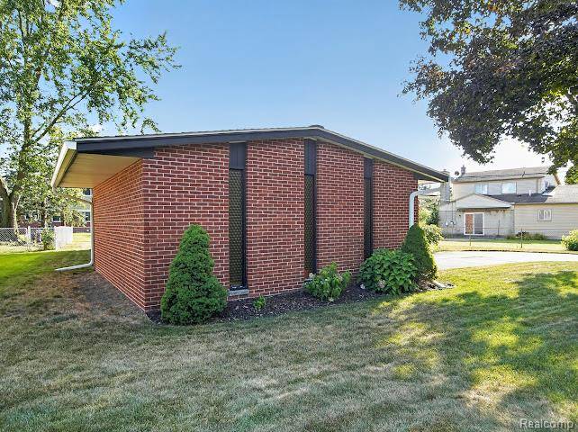 36115 Summers ST, Livonia, MI 48154