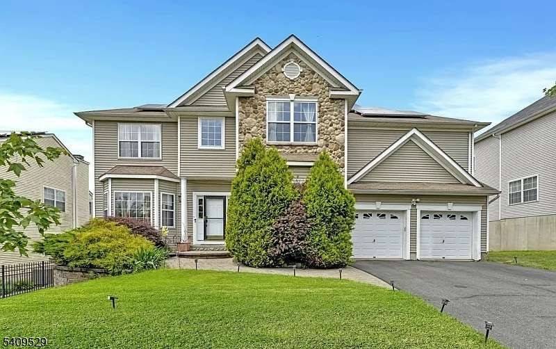 692 Skyline Dr, Jefferson Twp., NJ 07849