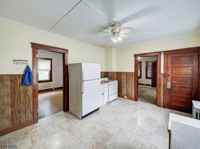 1320 Knopf St, Manville Boro, NJ 08835