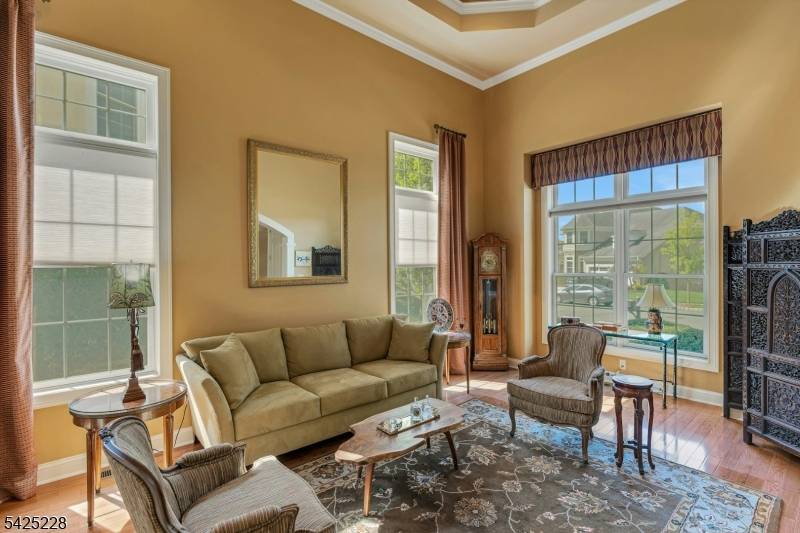 15 JOHNS DRIVE, Warren Twp., NJ 07059