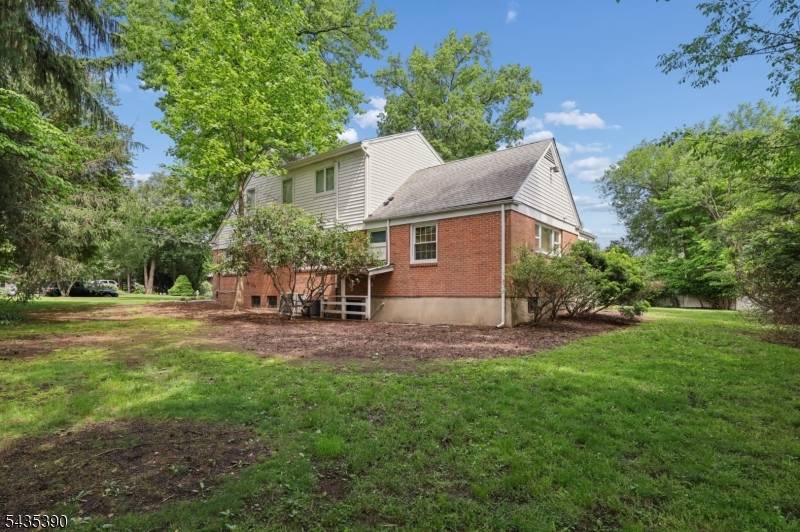 1271 Alicia Ave, Teaneck Twp., NJ 07666