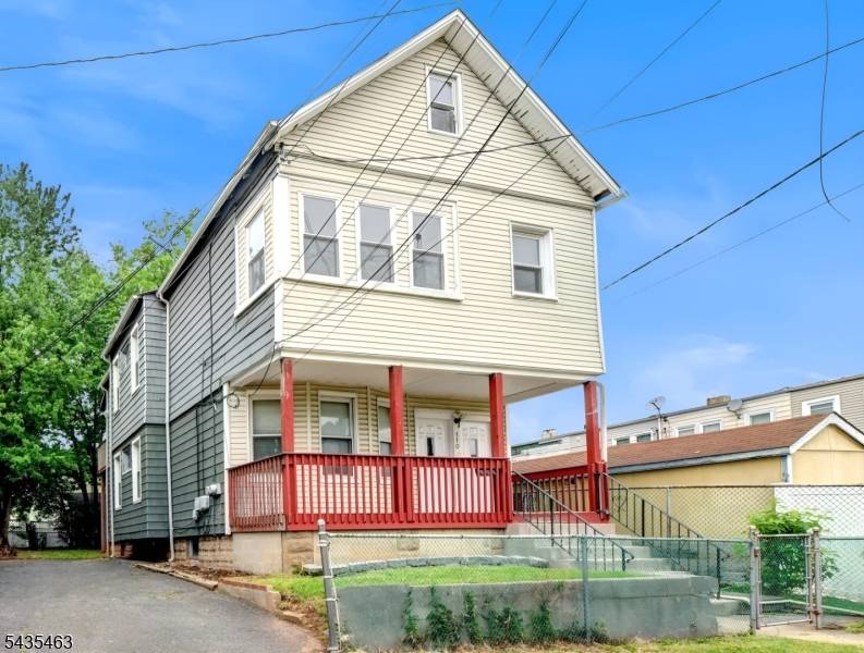110 W 16Th St, Linden City, NJ 07036