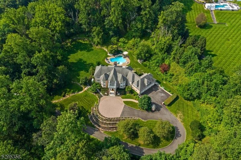 7 Cobblefield Rd, Mendham Twp., NJ 07945