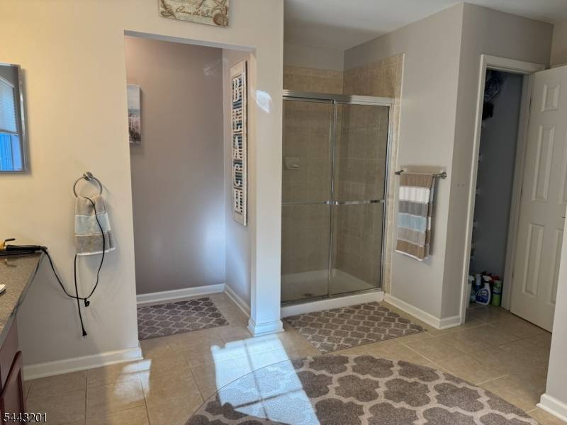 402 Rock Ridge Rd, Jefferson Twp., NJ 07849