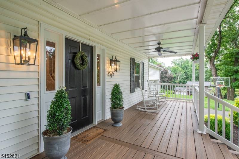 8 SOUTHVIEW RD, Randolph Twp., NJ 07869