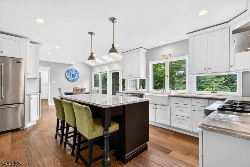 26 Stone Fence Rd, Bernardsville Boro, NJ 07924