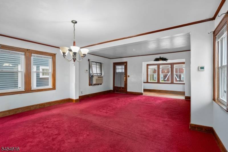 121 Scofield St, Newark City, NJ 07106