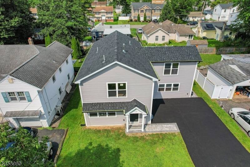 15 Seminole Ave, Parsippany-troy Hills Twp., NJ 07034