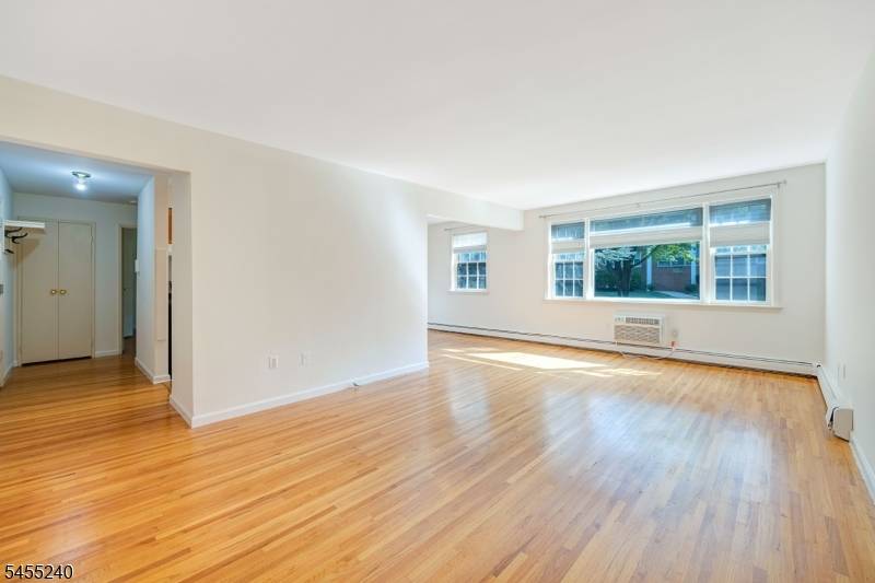 605 Grove St #1, Clifton City, NJ 07013
