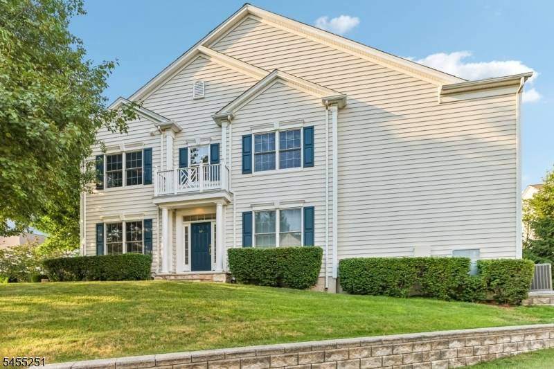 62 Hickory Hill Blvd #1, Totowa Boro, NJ 07512