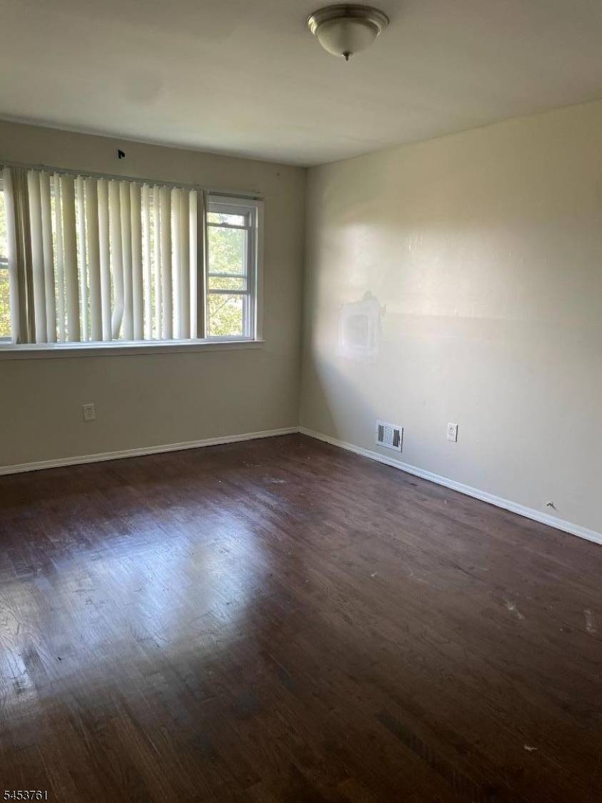 1418 Witherspoon St, Rahway City, NJ 07065