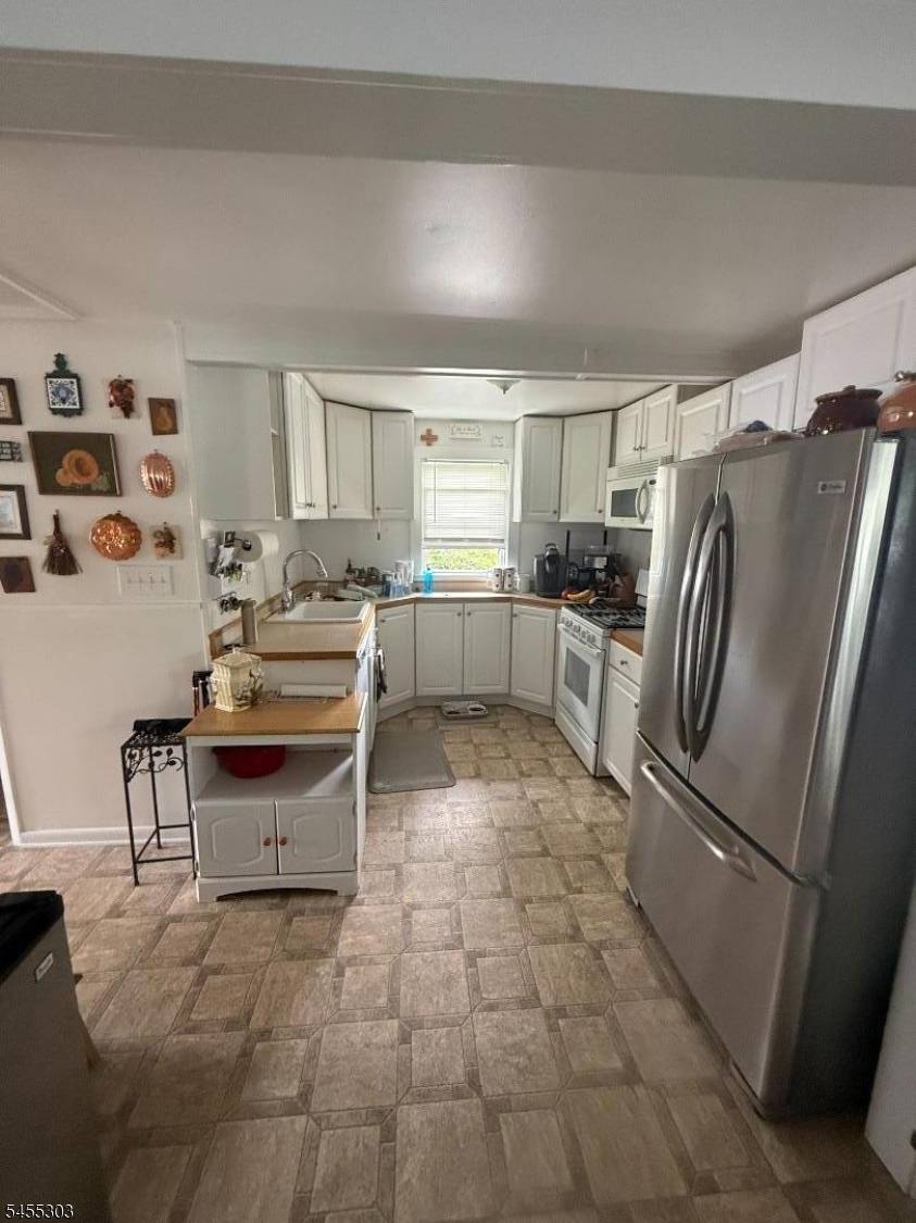 33 Mohawk Trl, Jefferson Twp., NJ 07849