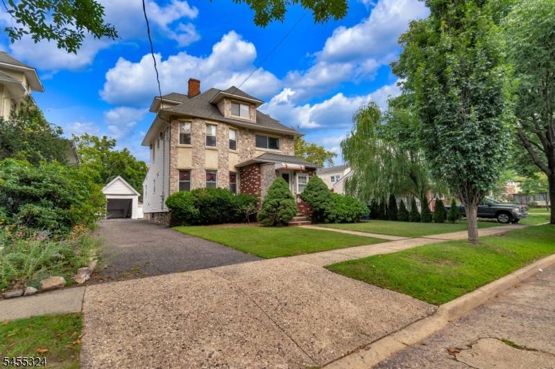 90 Cedar St, Ridgefield Park Village, NJ 07660