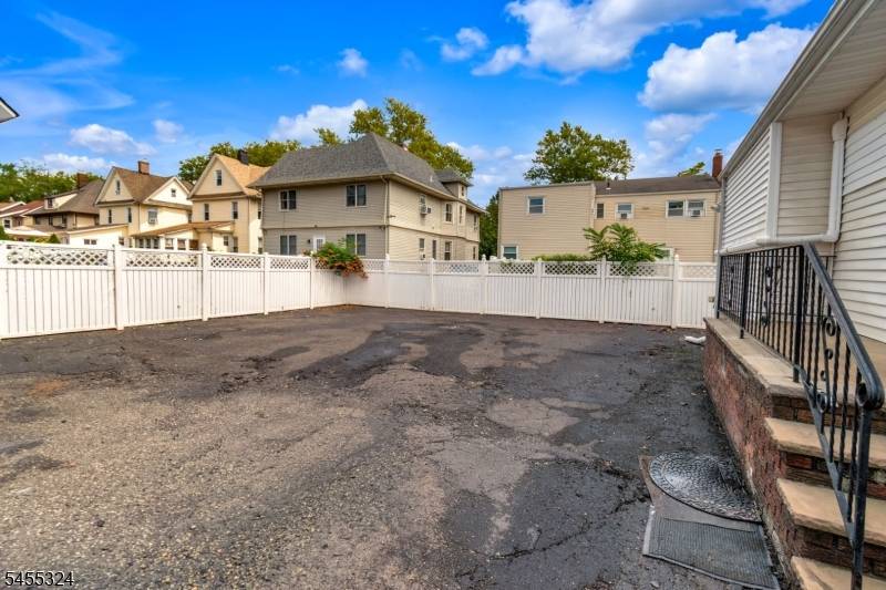 90 Cedar St, Ridgefield Park Village, NJ 07660